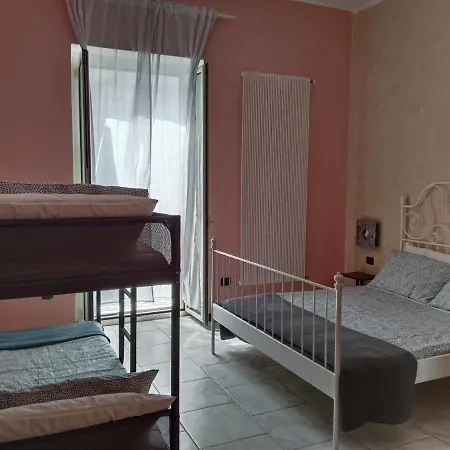 Arturo Apartman Bari